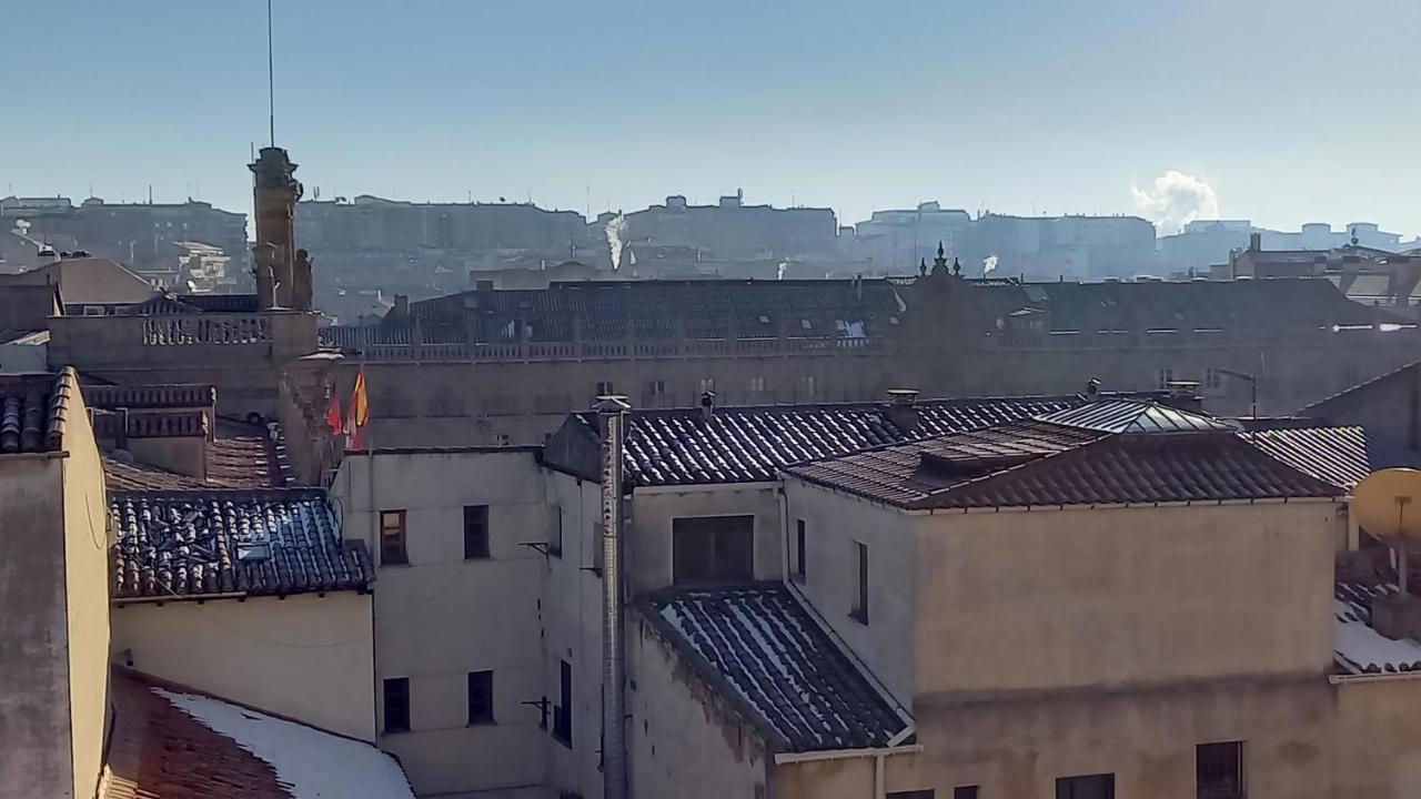 Espoz y Mina piso de lujo con acceso directo a la Plaza Mayor Salamanca Exterior foto
